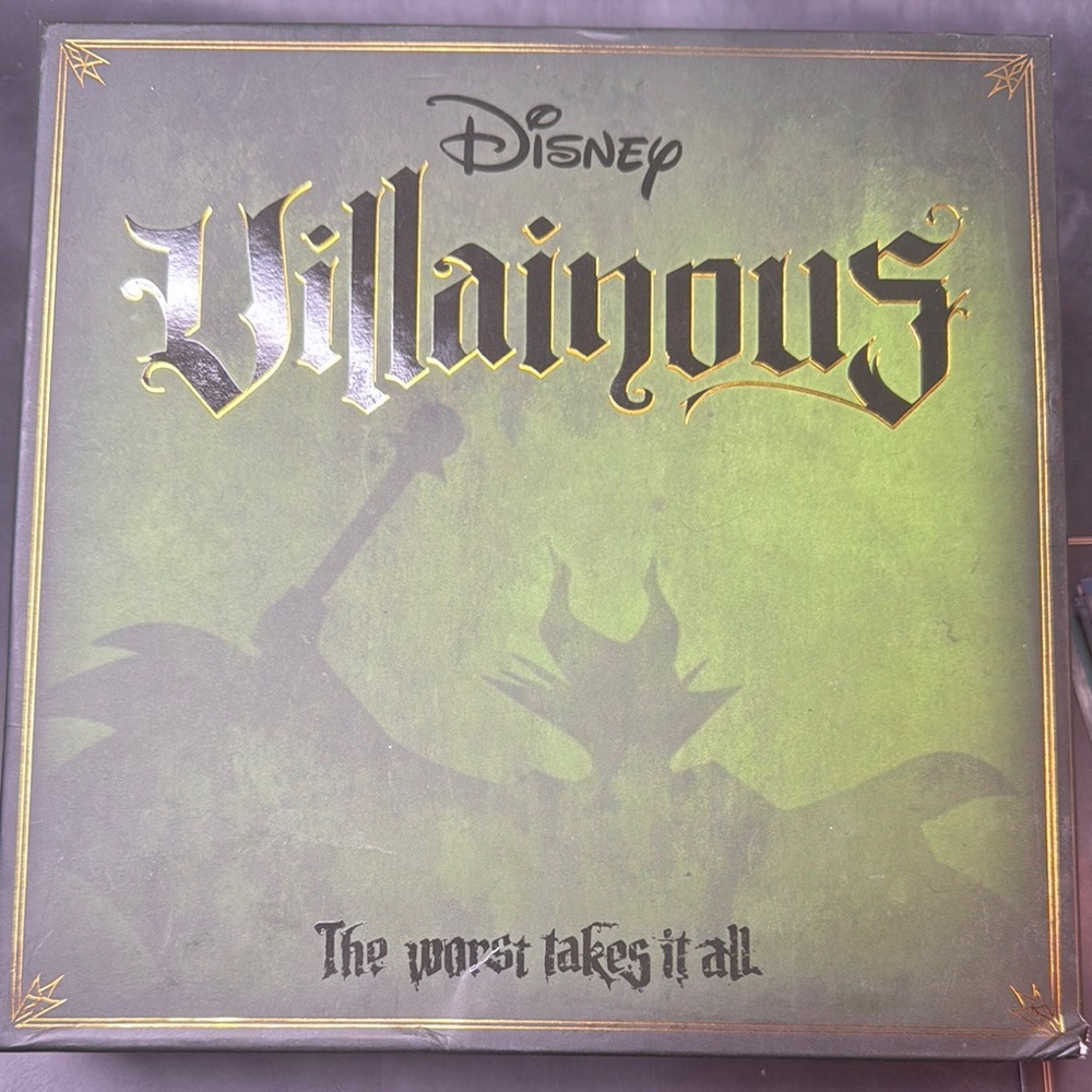 Disney Villainous Board Game - Green